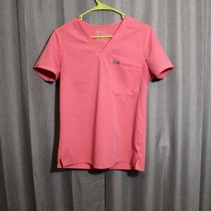 Pink Figs scrub top, like new